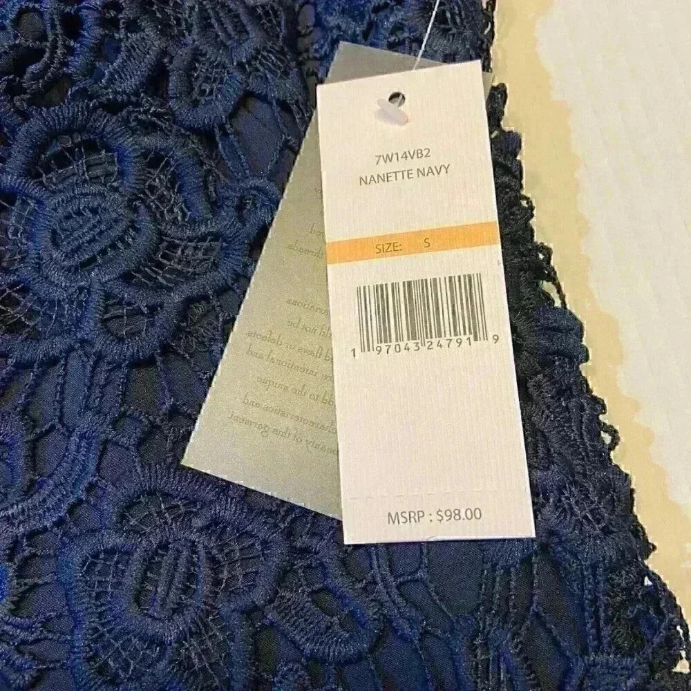Nanette Lepore Women's Sleeveless SMALL Navy Blue Lace Top Embroidered Classic - Picture 6 of 10